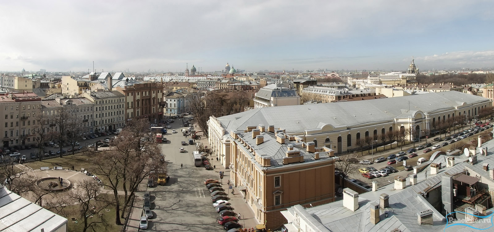Караванная 12, кинотеатр Родина (2010г) Караванная 12, кинотеатр Родина (2010г)